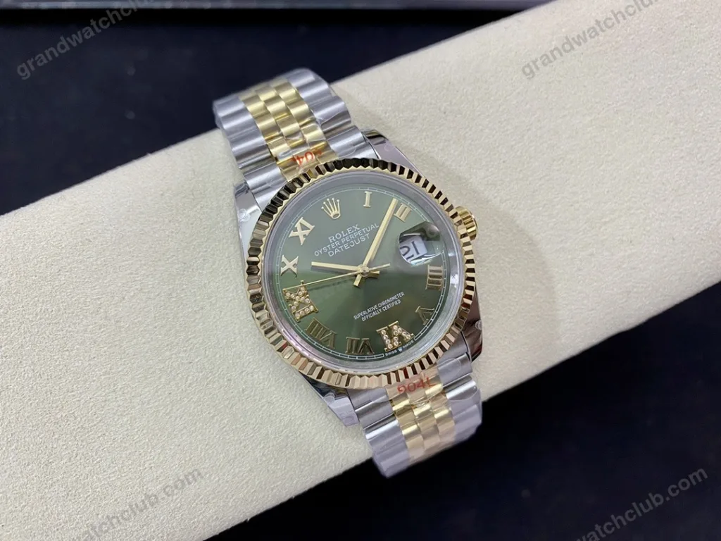 Super Clone Rolex Datejust Olive Green Roman Diamond Dial 126233-0026 36 mm — movement / caseback view