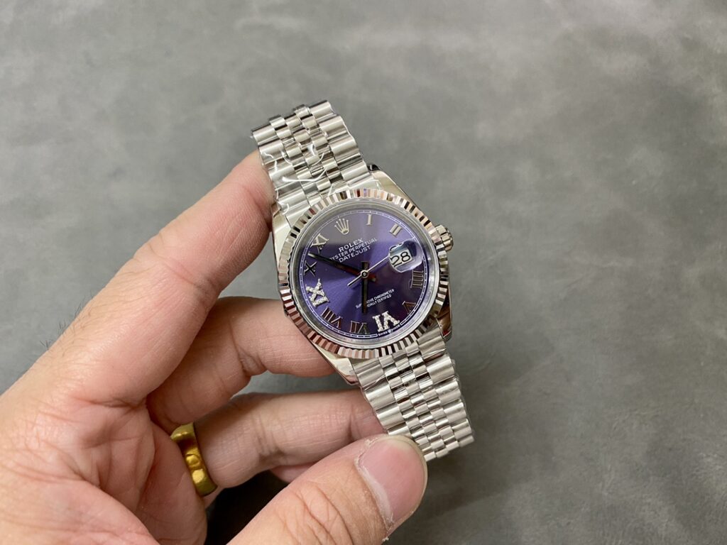 Super Clone Rolex Datejust Purple Dial 126234-0022 36 mm — movement / caseback view