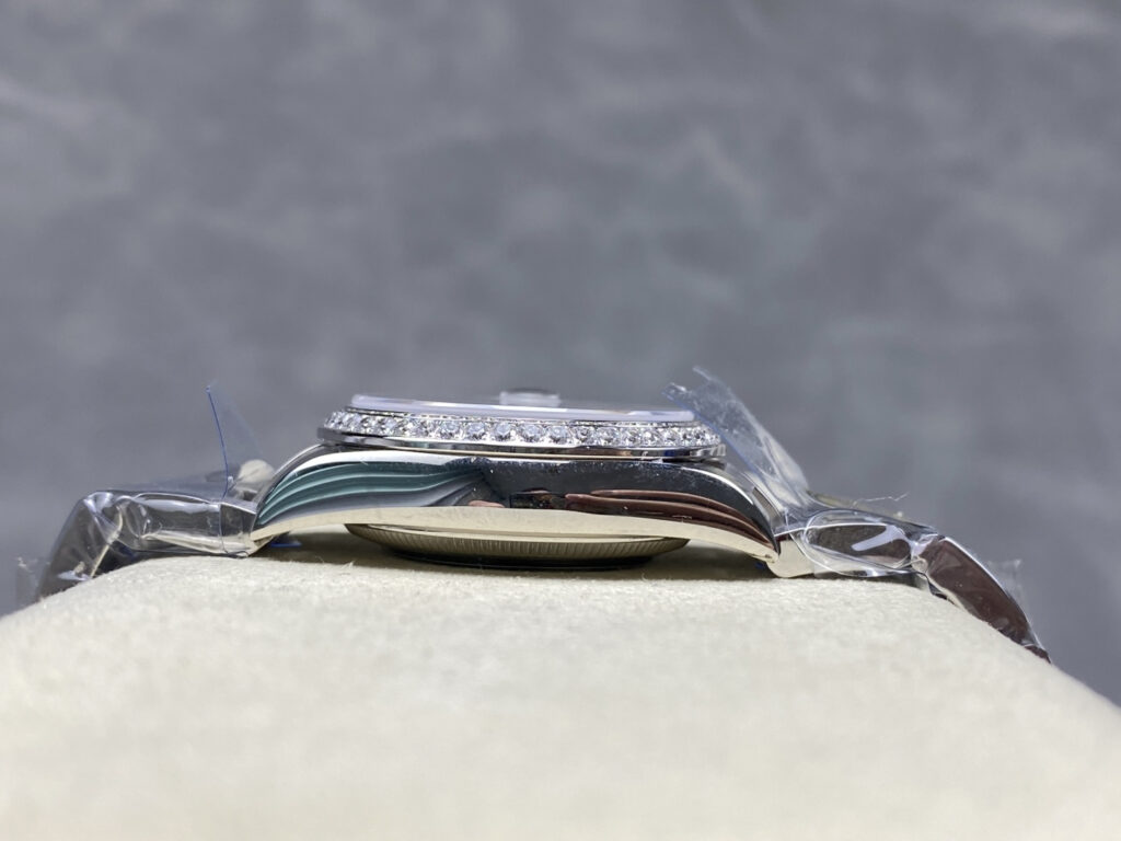 Super Clone Rolex Datejust Silver Diamond Dial 278384RBR-0033 31 mm — clasp and links
