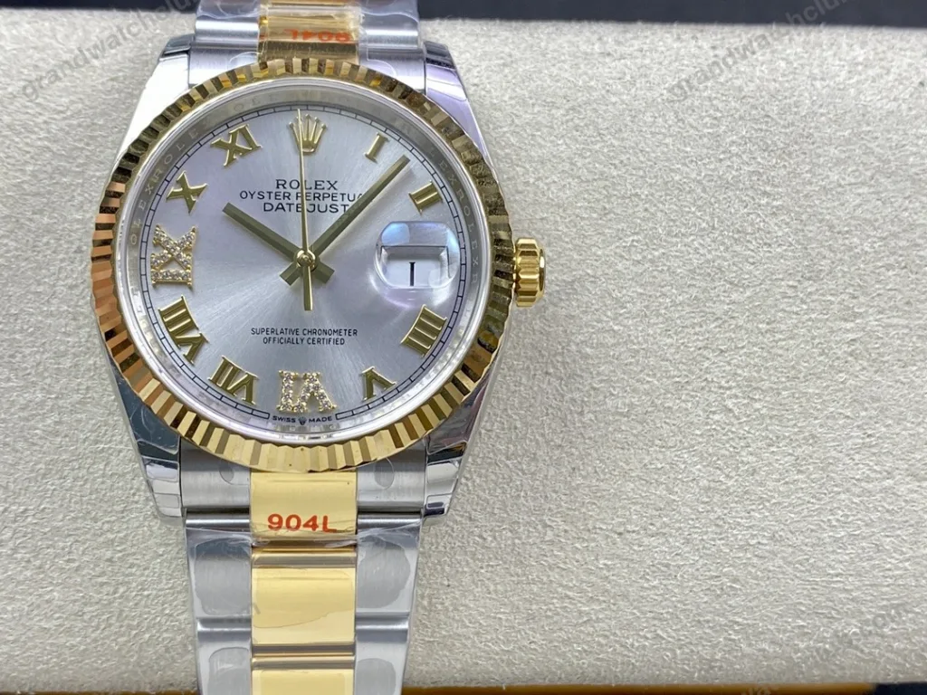 Super Clone Rolex Datejust Silver Roman Diamond Dial 126233-0032 36 mm — dial close-up
