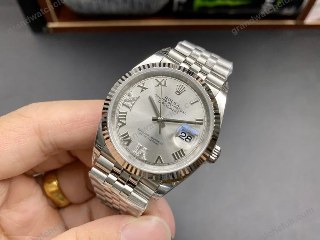 Super Clone Rolex Datejust Silver Roman Diamond Dial 126234-0029 36 mm — case and bezel