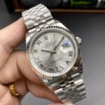 Super Clone Rolex Datejust Silver Roman Diamond Dial 126234-0029 36 mm — bracelet detail