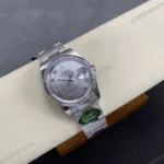 Super Clone Rolex Datejust Silver Roman Diamond Dial 126234-0030 36 mm — bracelet detail
