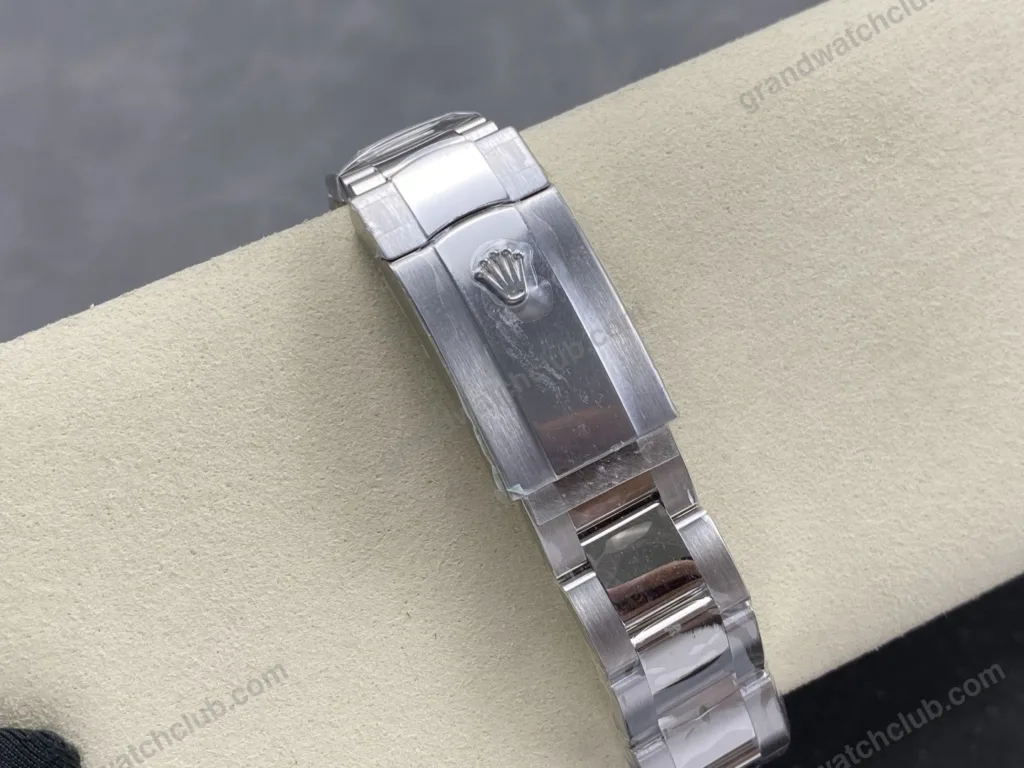 Super Clone Rolex Datejust Silver Roman Diamond Dial 126234-0030 36 mm — view 11