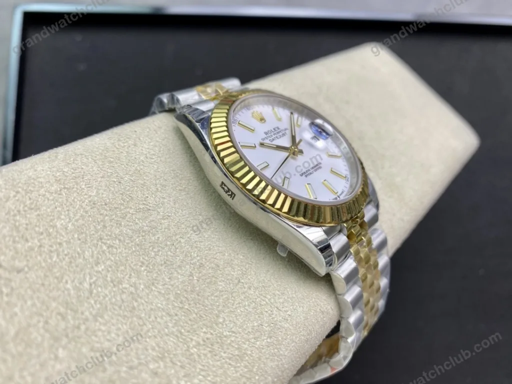 Super Clone Rolex Datejust White Dial 126333-0016 41 mm — side profile