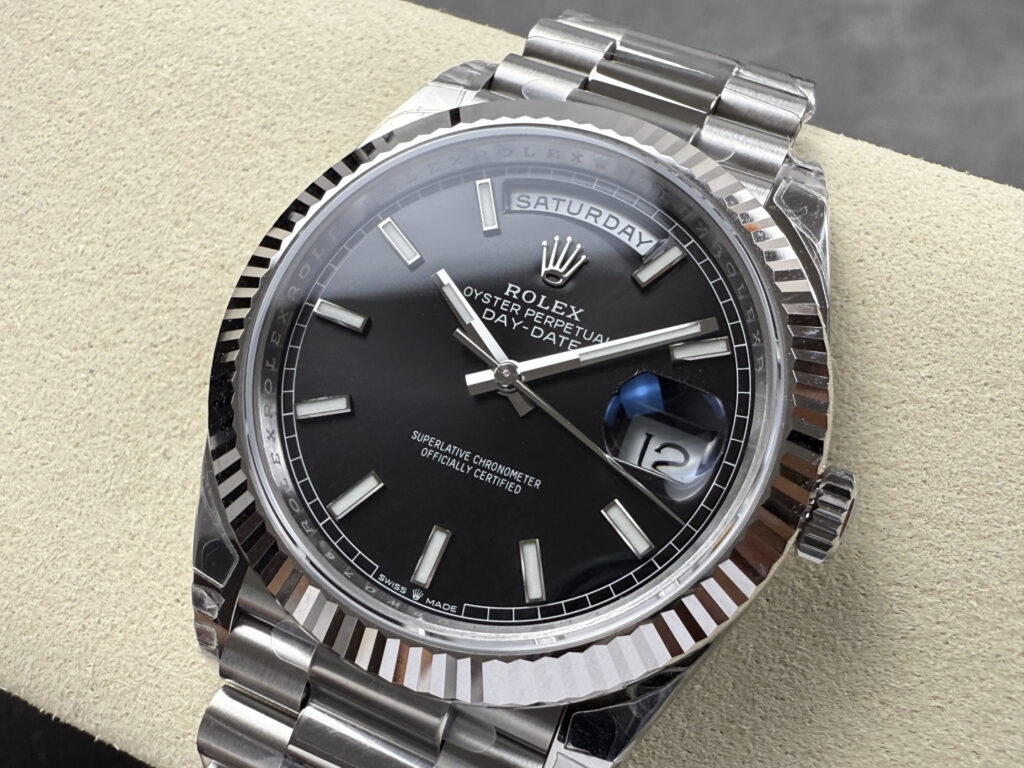 Super Clone Rolex Day-Date Bright Black Dial 228236-0003 40 mm — case and bezel