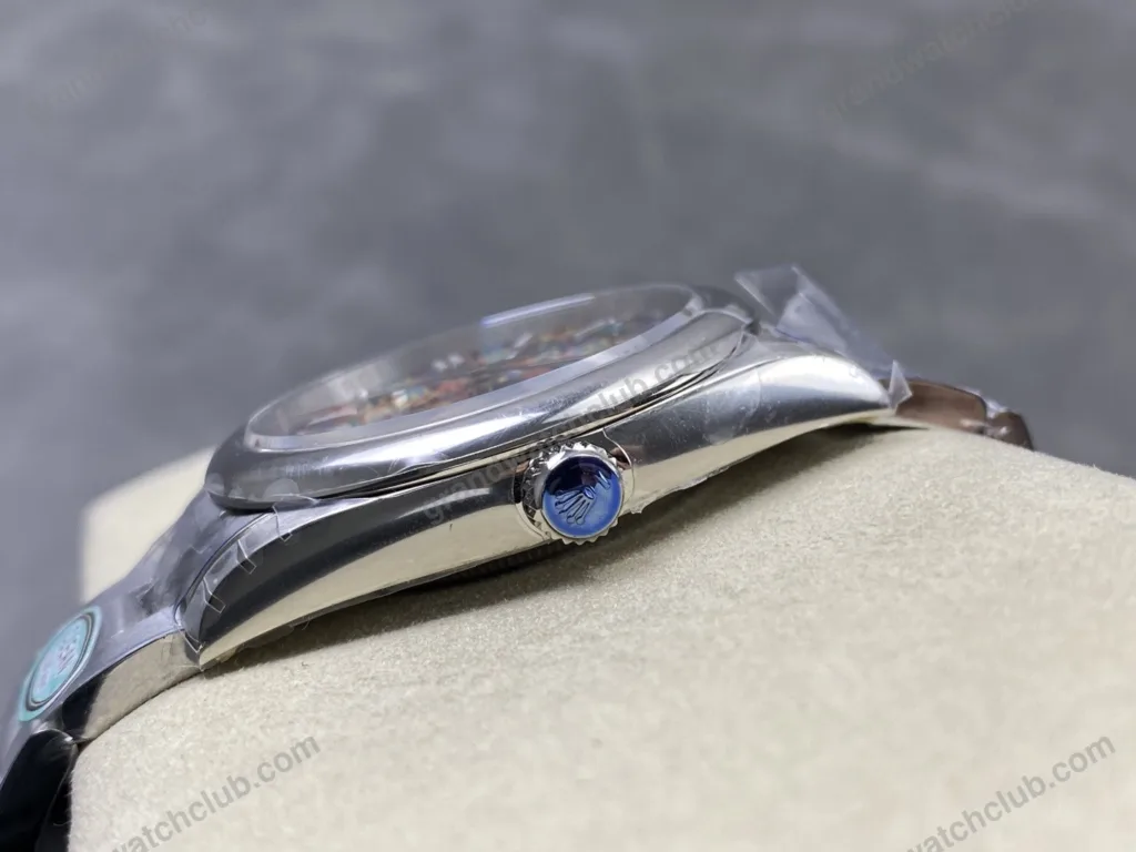 Super Clone Rolex Oyster Perpetual Jubilee Motif (2026) Super Clone — side profile