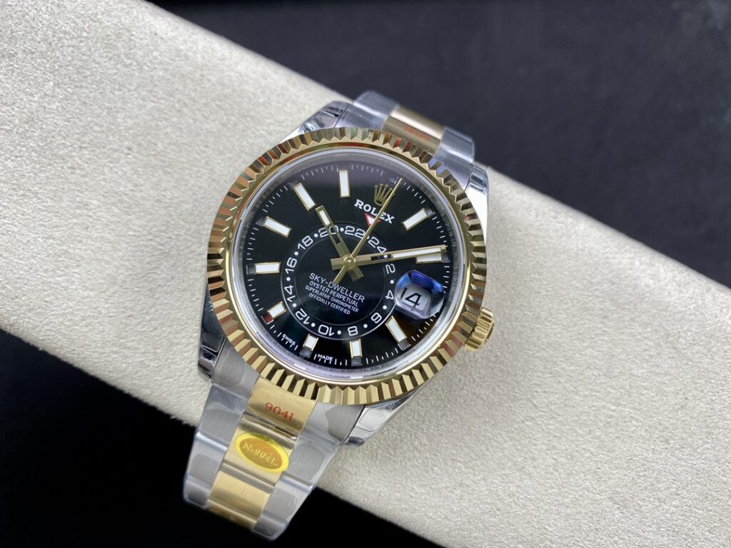 Super Clone Rolex Sky-Dweller Bright black Dial 336933 Oyster — clasp and links