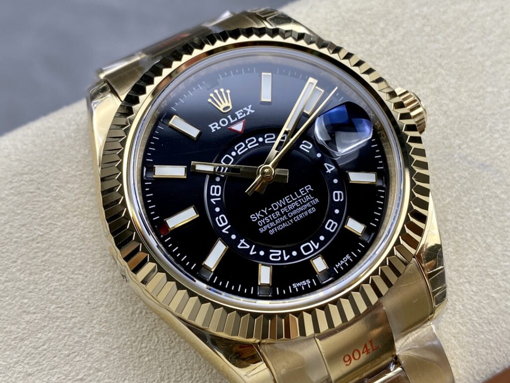 Super Clone Rolex Sky-Dweller Bright black Dial 336938 — bracelet detail