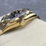 Super Clone Rolex Sky-Dweller Bright black Dial 336938 — clasp and links