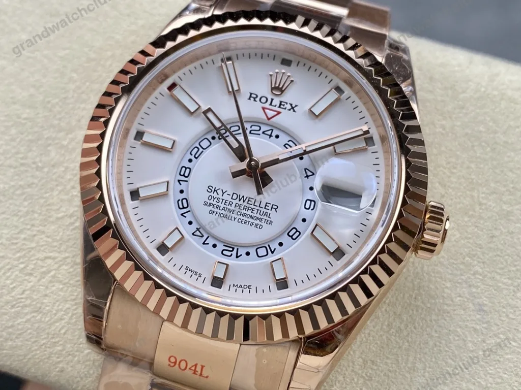 Super Clone Rolex Sky-Dweller Intense white Dial 336935 — bracelet detail