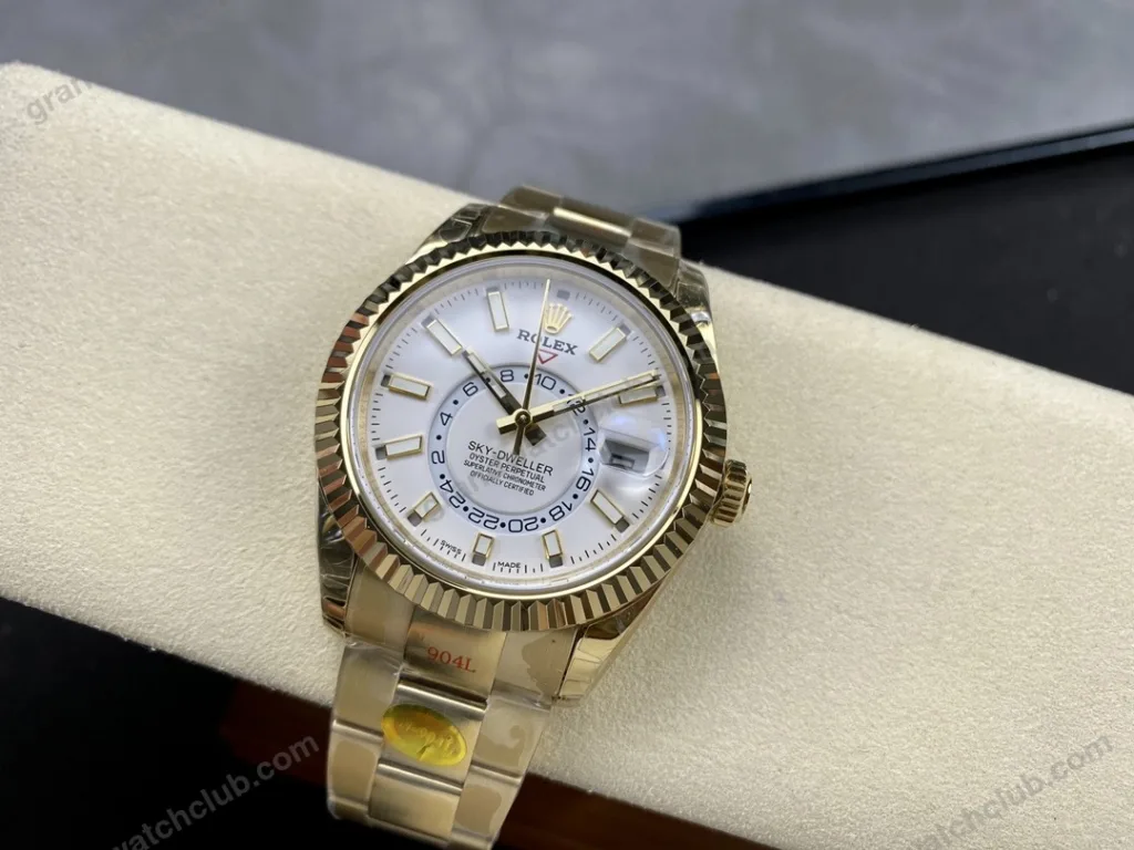 Super Clone Rolex Sky-Dweller Intense white Dial 336938 — case and bezel