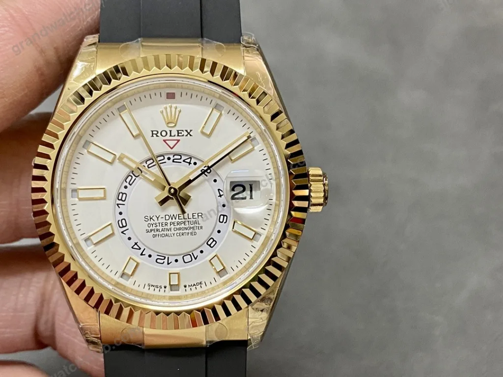 Super Clone Rolex Sky-Dweller White Dial 326238 — dial close-up