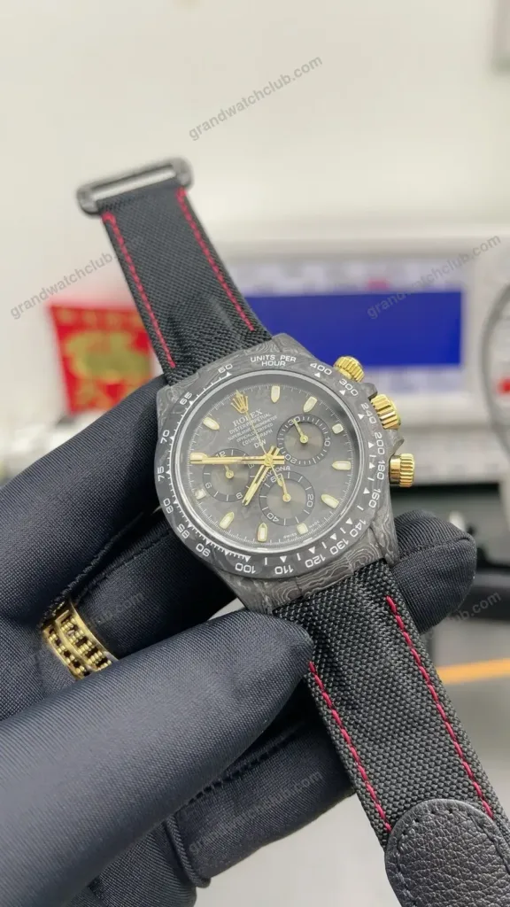 Super Clone Rolex Cosmograph Daytona DIW Carbon Gold Accent 116500LN – Swiss SuperClone - photo 4