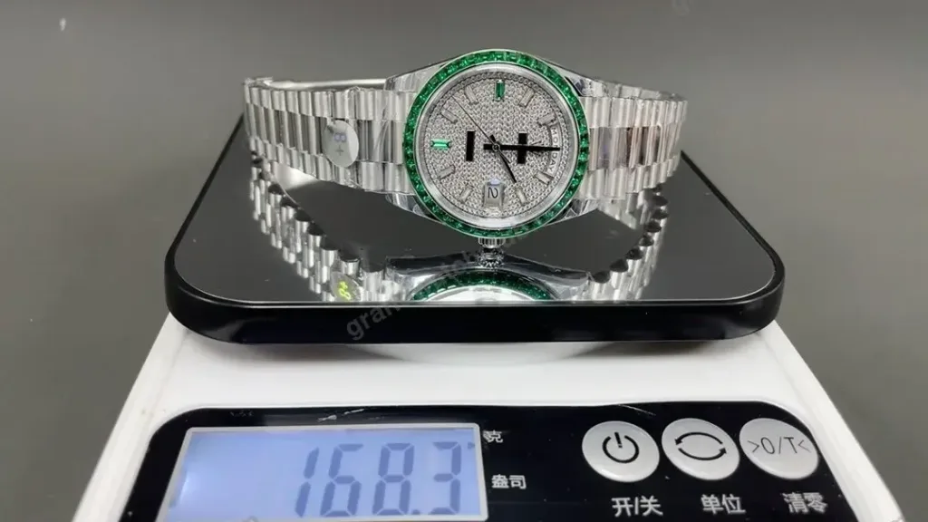 Super Clone Rolex Day-Date 40 Emerald Bezel Diamond Pavé Dial 228396TEM President – Swiss SuperClone - photo 3