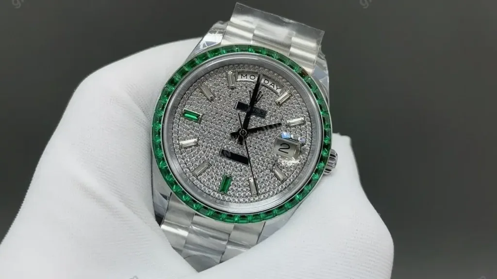 Super Clone Rolex Day-Date 40 Emerald Bezel Diamond Pavé Dial 228396TEM President – Swiss SuperClone - photo 4