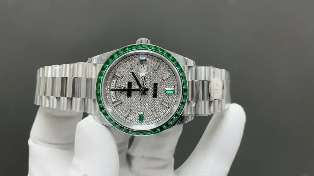 Super Clone Rolex Day-Date 40 Emerald Bezel Diamond Pavé Dial 228396TEM President – Swiss SuperClone - photo 5
